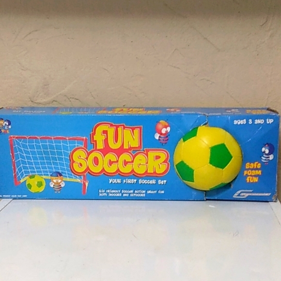 Complete Kids Soccer Set - Picture 1 of 3